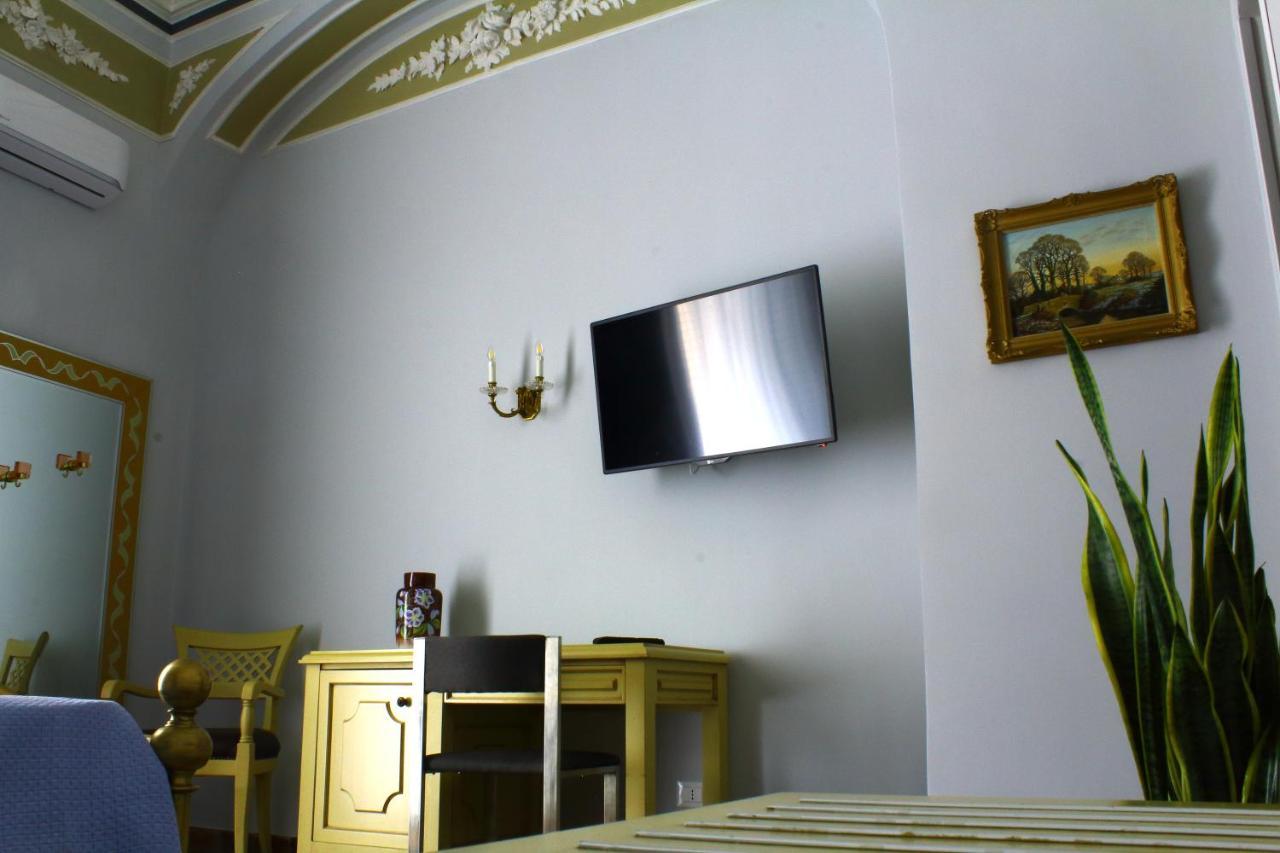 Junior Suite Catane Extérieur photo